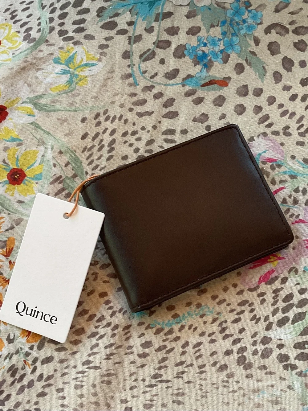 Quince Men's Brown Leather Bi-Fold Wallet